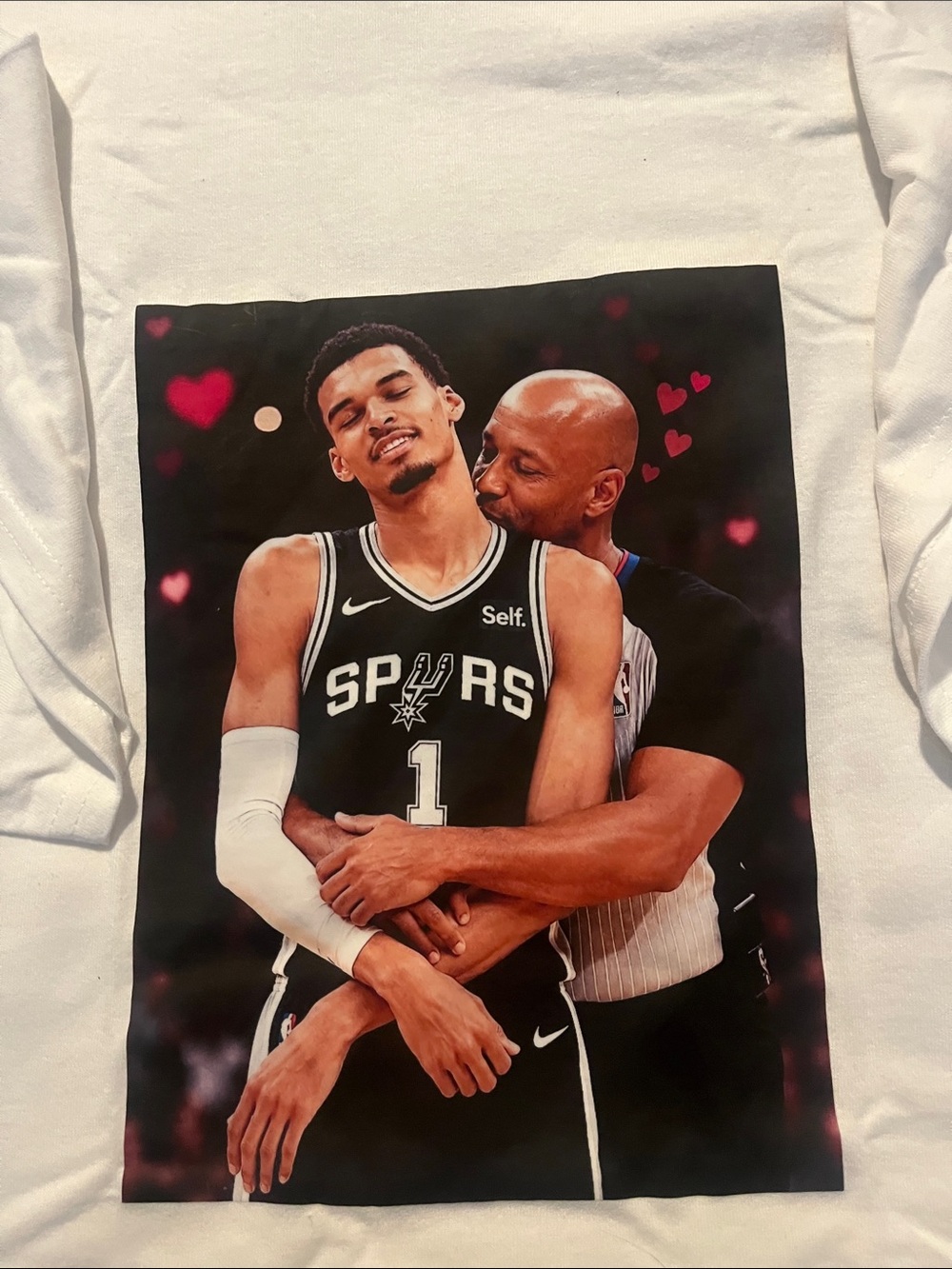 Spurs Finals Graphic Tee with Black & White Print